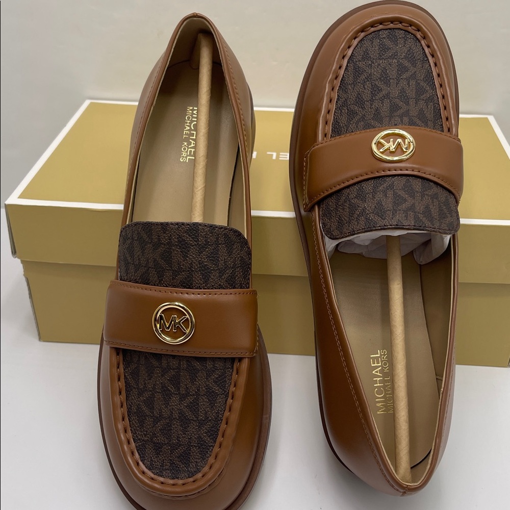 Michael Kors HANNAH LOAFER
FAUX LEATHER
49F5HNFP2L
Brown - Picture 12 of 16